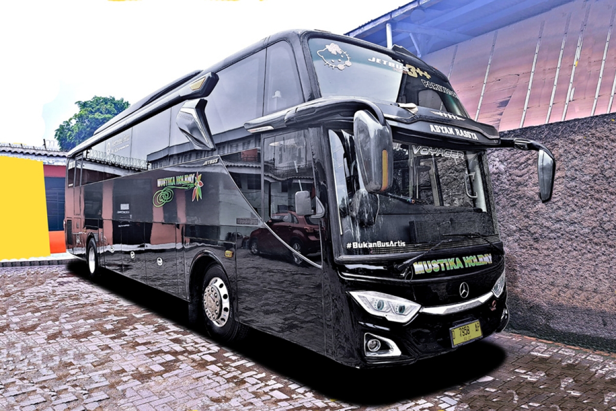 Sewa Big Bus Pariwisata Murah Jakarta 30 Seaters + Legrest